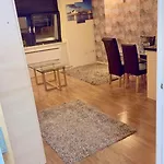 2 Spacious Double Bedroom - *