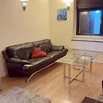 2 Spacious Double Bedroom - Bradford (West Yorkshire)