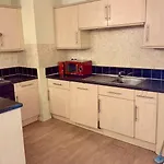 2 Spacious Double Bedroom - * Bradford (West Yorkshire)