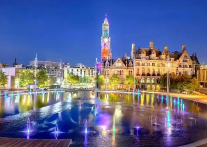 2 Spacious Double Bedroom - Apartment Bradford (West Yorkshire)