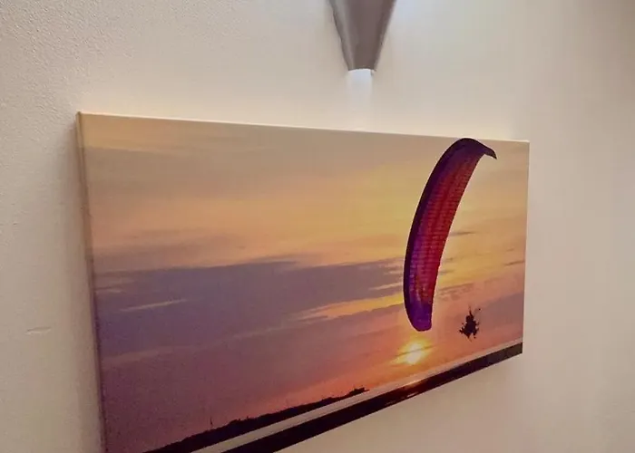 2 Spacious Double Bedroom - شقة *