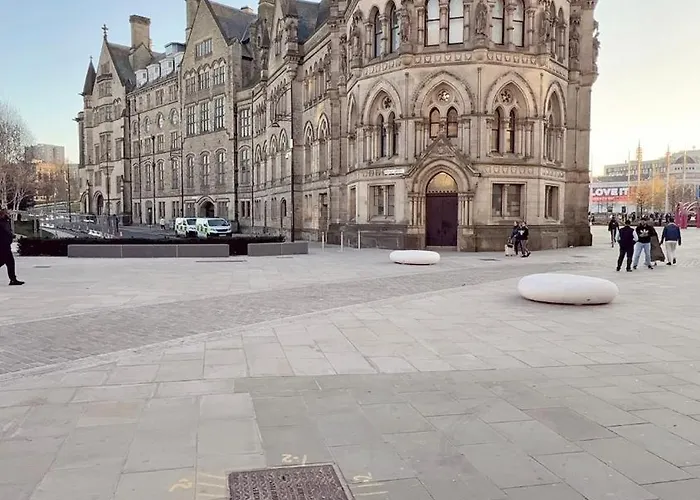 Apartment 2 Spacious Double Bedroom - Bradford (West Yorkshire)